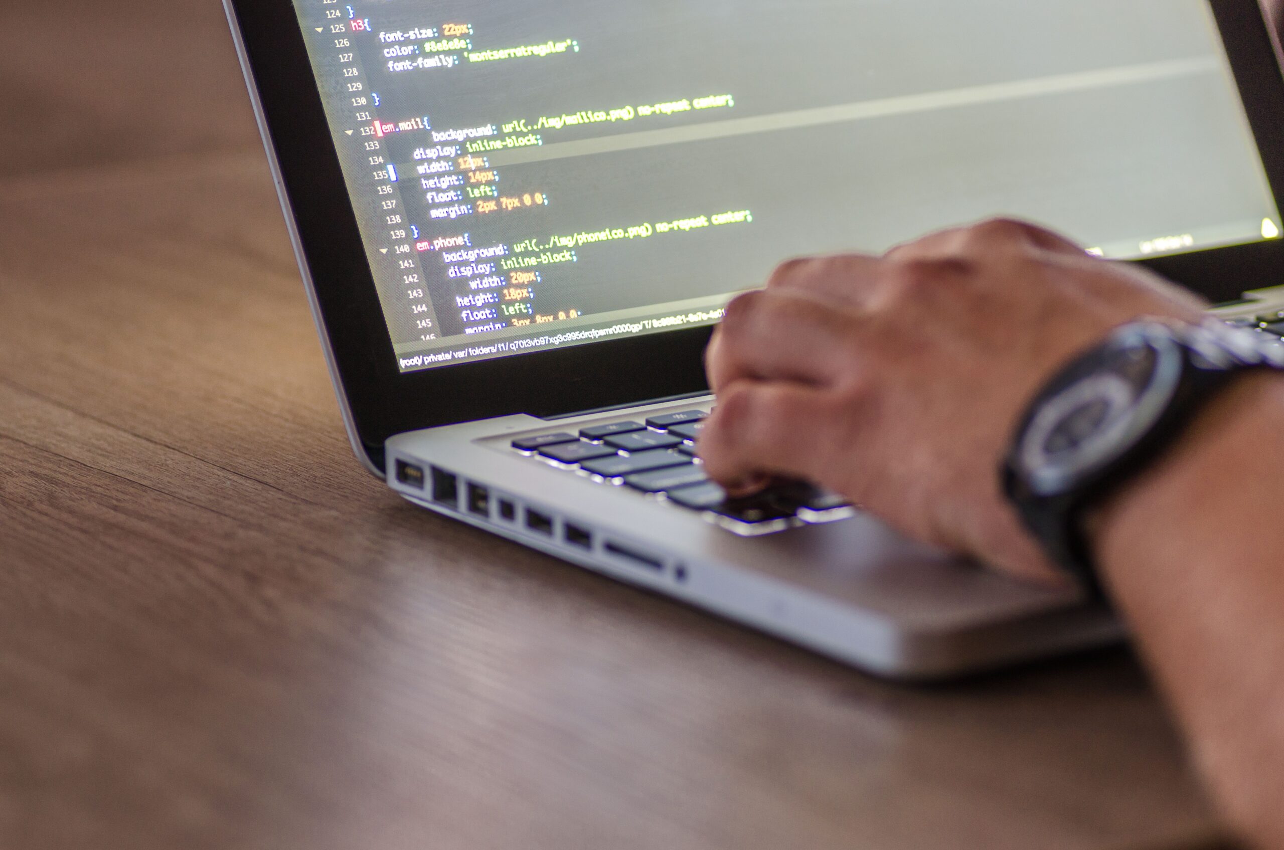 6 Signs Your Website Looks Unprofessional